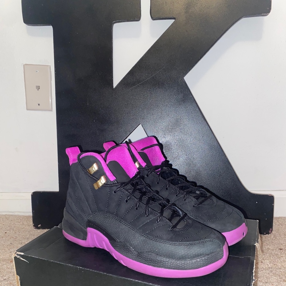 Jordan 12 Hyper Violet
